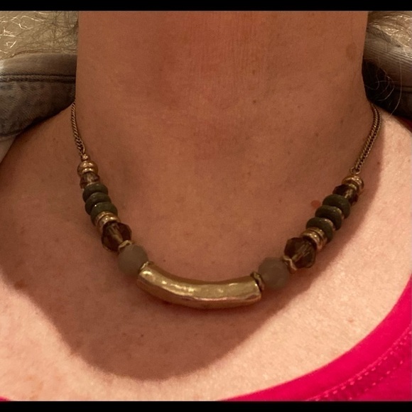 Signature beaded necklace - Picture 6 of 6